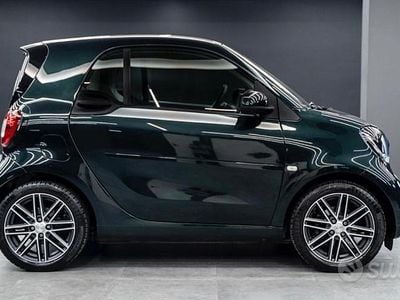 Usata Smart ForTwo Coupé 90 CV (66 kW) 2018 Verde Utilitaria