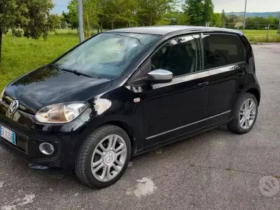 Usata VW up! 68 CV (50 kW) 2015 Utilitaria