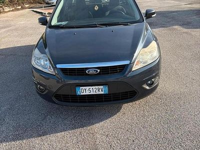 Usata Ford Focus 90 CV (66 kW) 2009 Grigio Station wagon
