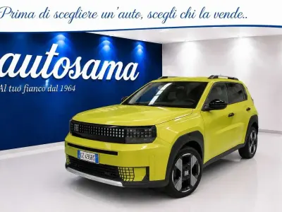 Usata Fiat Grande Panda La Prima 52 kW (72 CV) 2025 Giallo limone Utilitaria