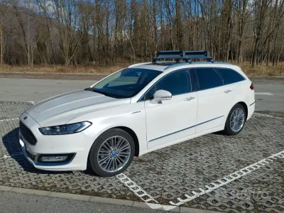 Usata Ford Mondeo Vignale 180 CV (132 kW) 2016 Bianco Station wagon
