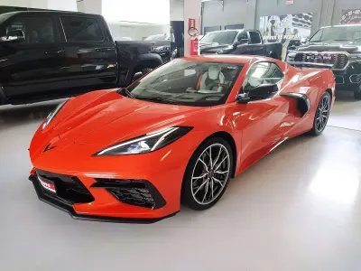 Nuova Corvette C8 495 CV (364 kW) 2026 Arancione Cabrio