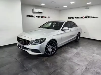 Usata Mercedes C180 116 CV (85 kW) 2016 Grigio Berlina