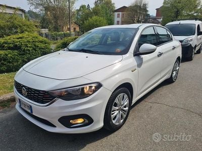 Occasion Fiat Tipo Lounge 110 ch (80 kW) 2018 Blanc Berline
