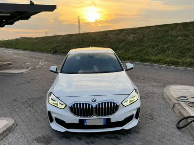 Usata BMW 120 M Sport 178 CV (130 kW) 2021 Bianco Utilitaria