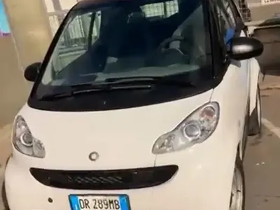 Usata Smart ForTwo Coupé 54 CV (39 kW) 2009 Bianco Coupé