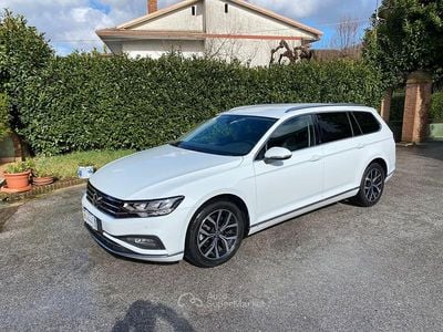 Usata VW Passat Executive 150 CV (110 kW) 2022 Station wagon