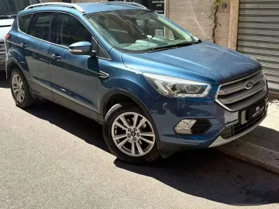 Usata Ford Kuga 120 CV (88 kW) 2019 Blu SUV