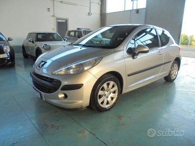 usata Peugeot 207 1.4 xs neopatentati