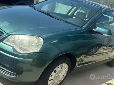 Usata VW Polo Trendline 64 CV (47 kW) 2006 Verde Utilitaria