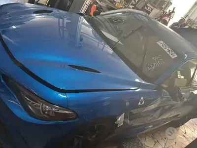 Usata Alfa Romeo Giulia Quadrifoglio 201 CV (147 kW) 1992 Bluazzurro Berlina