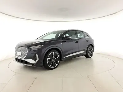 Usata Audi Q4 e-tron S-Line 150 kW (204 CV) 2023 Viola aurora metallizzato SUV