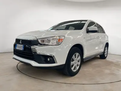 Usata Mitsubishi ASX Invite 114 CV (83 kW) 2017 Bianco SUV