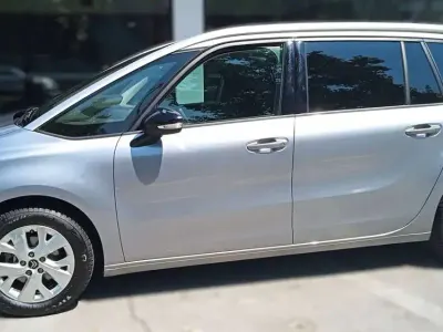 Usata Citroën C4 SpaceTourer Feel 131 CV (96 kW) 2021 Steel grey Monovolume