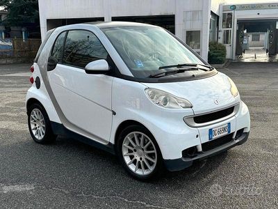 Bianco Usata 2007 Smart ForTwo Coupé Coupé | 2500 €