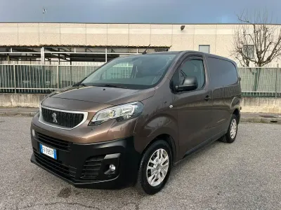 Usata Peugeot Expert 122 CV (89 kW) 2019 Grigio Furgone