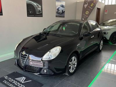 Usata Alfa Romeo Giulietta Distinctive 140 CV (102 kW) 2011 Nero Utilitaria