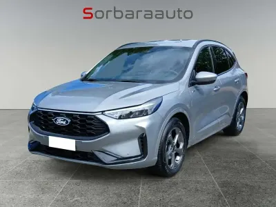 Usata Ford Kuga ST-Line 179 CV (131 kW) 2025 Argento SUV
