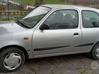 usata Nissan Micra 1.5 cc diesel anno 2000
