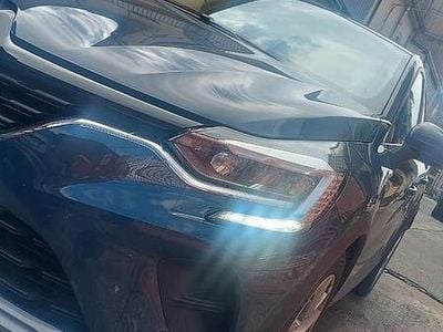 Usata Renault Captur Techno 100 CV (73 kW) 2023 Blu SUV