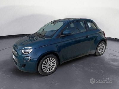 Usata Fiat 500e Action 42 kW (58 CV) 2023 Blu Berlina