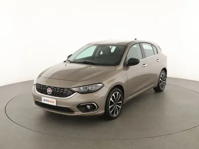Usata Fiat Tipo Lounge 95 CV (69 kW) 2018 Oro