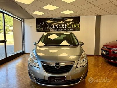 Usata Opel Meriva Cosmo 120 CV (88 kW) 2013 Grigio Monovolume