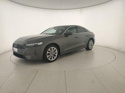Usata Audi A5 Advanced 204 CV (150 kW) 2025 Grigio chronos metallizzato Berlina