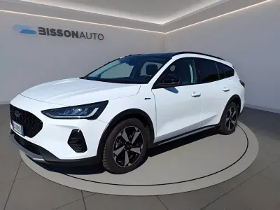 Usata Ford Focus Active 125 CV (91 kW) 2023 Bianco frozen Station wagon