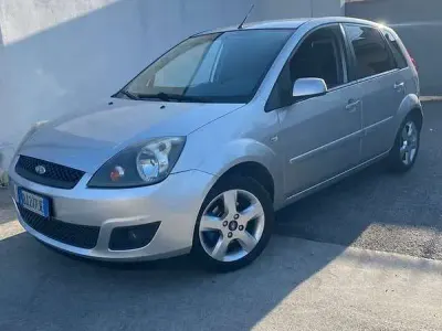 Usado Ford Fiesta 68 HP (50 kW) 2008 Citadino