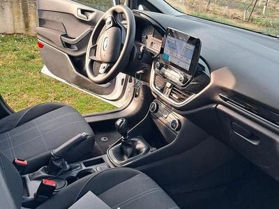 Usata Ford Fiesta Titanium 75 CV (55 kW) 2020 Bianco Utilitaria