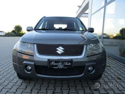 Usata Suzuki Grand Vitara 129 CV (94 kW) 2006 Antracite SUV