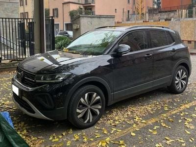 Usata VW T-Cross Life 95 CV (69 kW) 2024 Deep black perlato SUV