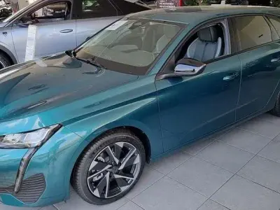 Nuova Peugeot 308 Allure 130 CV (95 kW) 2026 Blu Station wagon