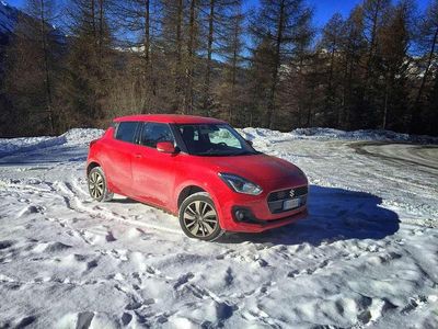 Usata Suzuki Swift 90 CV (66 kW) 2019 Rosso Utilitaria