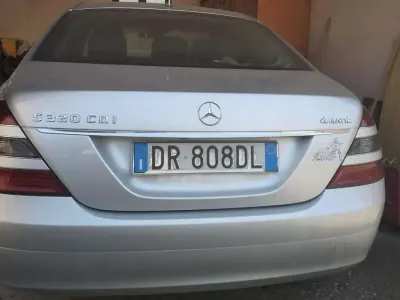 Usata Mercedes S320 Avantgarde 235 CV (172 kW) 2008 Argento Berlina