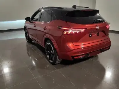 Nuova Nissan Qashqai 158 CV (116 kW) 2026 Yaufuji sunset red/t.nero SUV