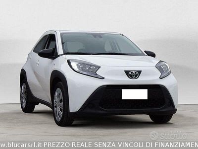 Usata Toyota Aygo X Active 72 CV (52 kW) 2022 Bianco SUV