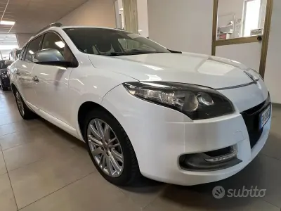 Usata Renault Mégane GrandTour 110 CV (80 kW) 2012 Bianco Station wagon