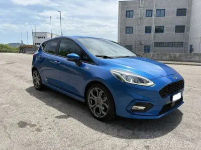Usata Ford Fiesta ST-Line 86 CV (63 kW) 2019 Blu/azzurro Utilitaria
