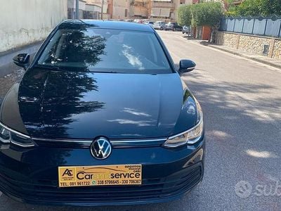 Usata VW Golf VIII Life 110 CV (80 kW) 2022 Nero Berlina