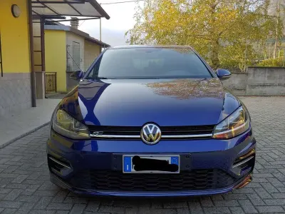 Usata VW Golf VII Sportline 116 CV (85 kW) 2017 Berlina