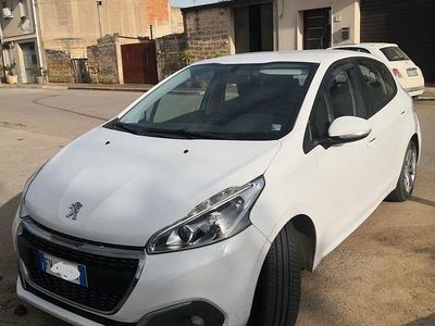 Usata Peugeot 208 2016 Bianco Utilitaria