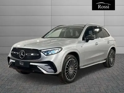 Nuova Mercedes GLC300e 197 CV (144 kW) 2026 Argento hightech SUV