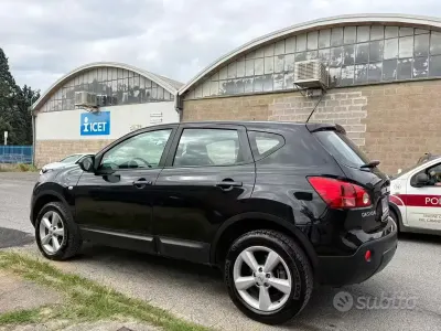 Usata Nissan Qashqai Acenta 115 CV (84 kW) 2009 Blu SUV