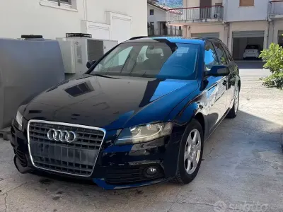 Usata Audi A4 Comfort 140 CV (102 kW) 2009 Bluazzurro Station wagon