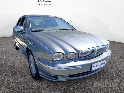 Usata Jaguar X-type Executive 155 CV (114 kW) 2007 Grigio Berlina