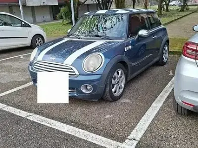 Usata Mini ONE 63 CV (46 kW) 2009 Blu Utilitaria