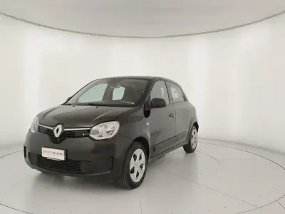 Usata Renault Twingo 60 kW (82 CV) 2023 Nero Utilitaria
