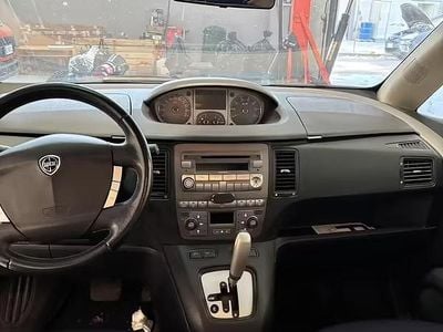 Usata Lancia Musa 95 CV (69 kW) 2008 Monovolume